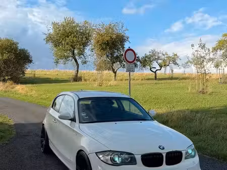 BMW Série 1 118d 2.0 143