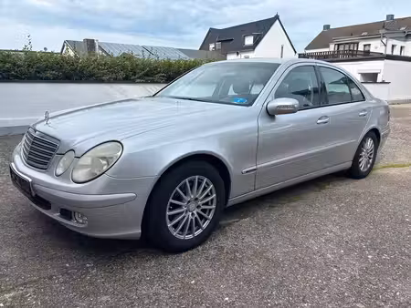 Mercedes-Benz Classe E E 220 2.1 150