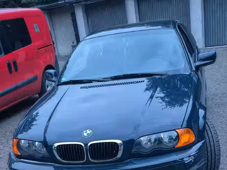 BMW Série 3 320i 2.2 170