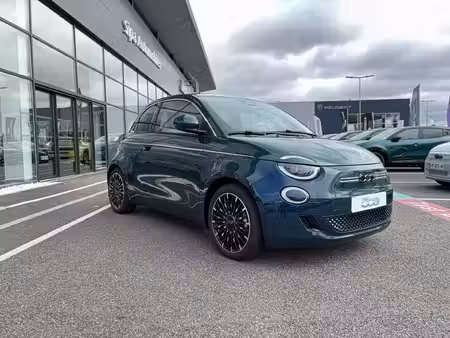 Fiat 500 La Prima