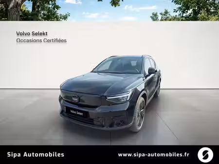 Volvo EX40 Black Edition
