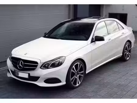 Mercedes-Benz Classe E E 200 2.1 136 Sport