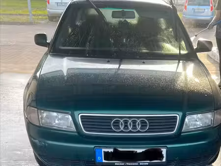 Audi A4 1.8 125