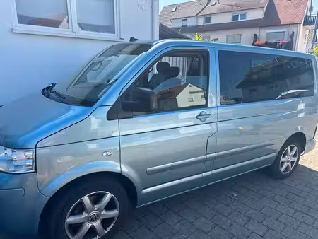 Volkswagen Transporter T5 2.5 TDI 131