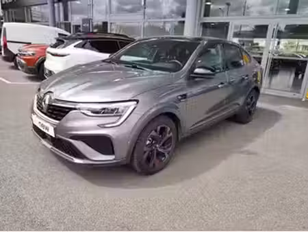 Renault Arkana E-Tech 1.6 145 RS Line