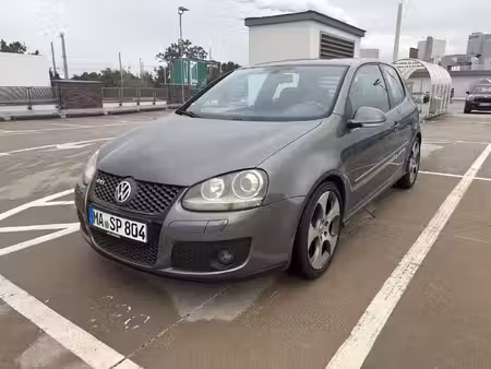 Volkswagen Golf GTI 2.0 200