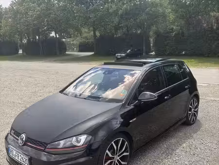 Volkswagen Golf GTI 2.0 TFSI 230 Performance