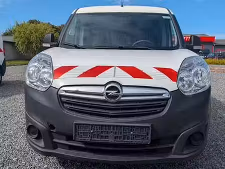 Opel Combo 1.2
