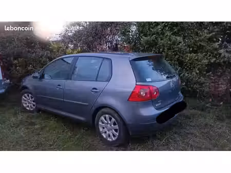 Volkswagen Golf 1.9 TDI 105