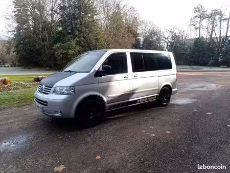 Volkswagen Transporter T5 2.5 TDI 174