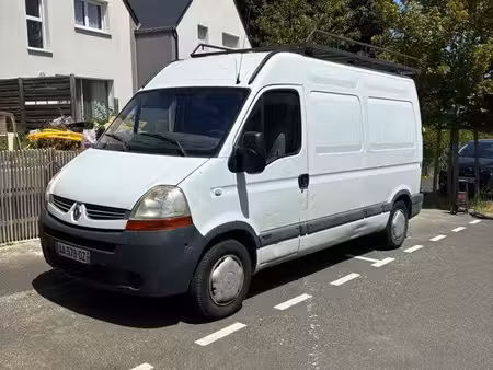 Renault Master 2.5 dCi 120