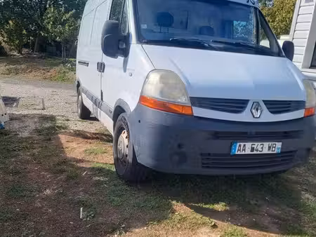 Renault Master 2.5 dCi 100