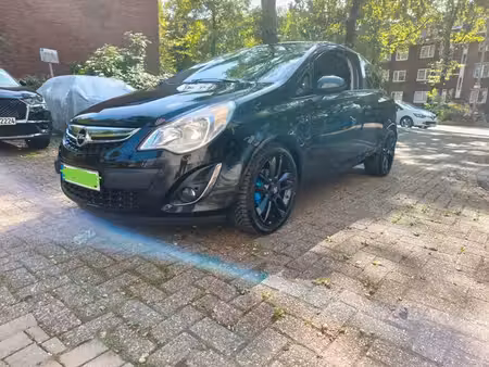 Opel Corsa 1.4 87 Edition