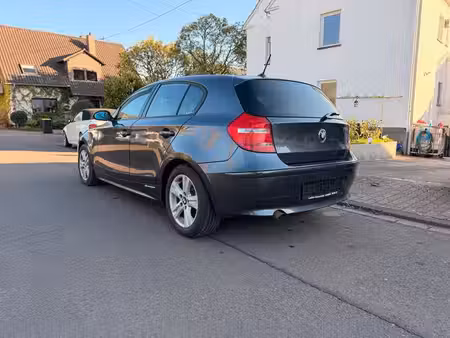 BMW Série 1 118d 2.0 122
