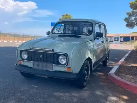 Renault R4 4L