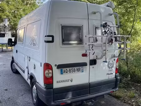 Renault Master 2.5 dCi 120