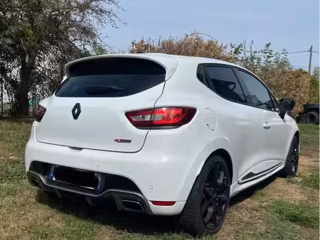 Renault Clio RS 1.6 T 200