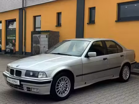 BMW Série 3 325i 2.5 192