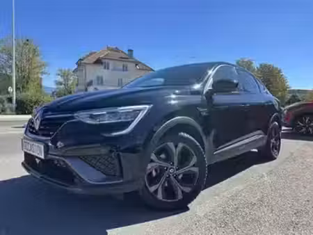 Renault Arkana E-Tech 1.6 145 RS Line