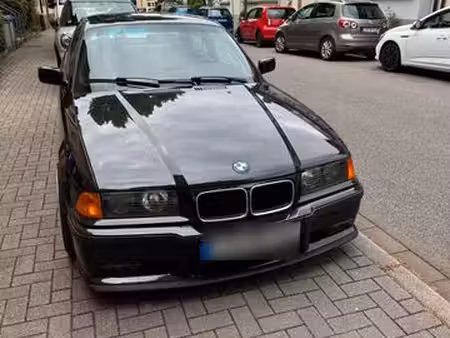 BMW Série 3 318IS 1.8 140