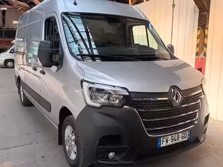 Renault Master 2.3 dCi 180