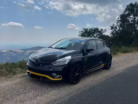 Renault Clio RS 18 1.6 T 220
