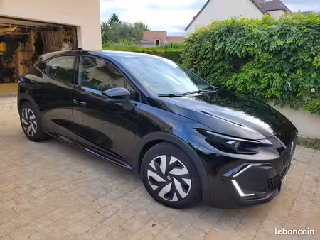 Renault Clio E-Tech 1.8 160 Evolution