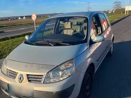 Renault Scénic 1.9 dCi 120