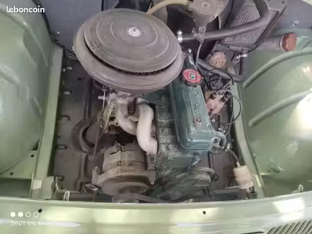 Renault Dauphine 