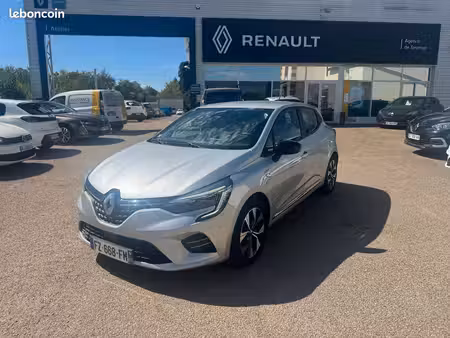 Renault Clio E-Tech 1.6 145