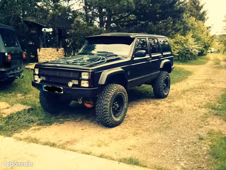 Jeep Cherokee 2.5 115