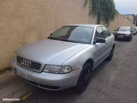 Audi A4 2.0 100