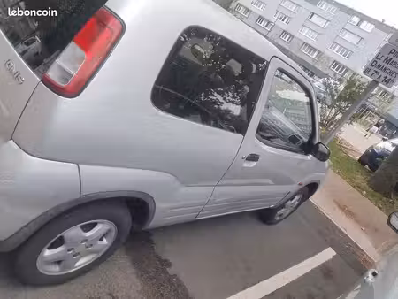 Suzuki Ignis 1.3 83