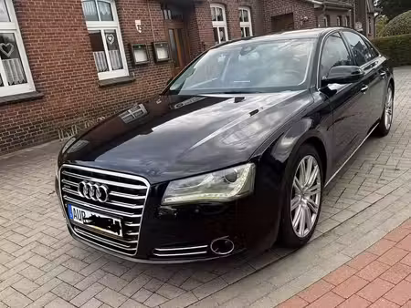 Audi A8 V8 4.2 TDI quattro
