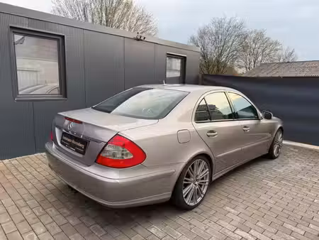 Mercedes-Benz Classe E E 200