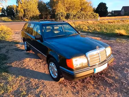 Mercedes-Benz Classe E 300 E 113