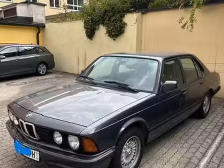 BMW Série 7 728i