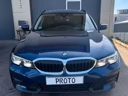 BMW Série 3 330i 2.0 258