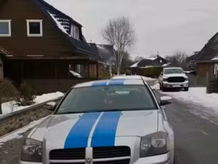 Dodge Magnum 