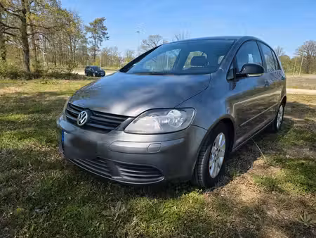 Volkswagen Golf 1.6 FSI 115