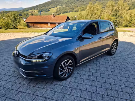 Volkswagen Golf 1.0 TSI