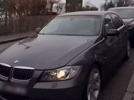 BMW Série 3 325i 2.5 218