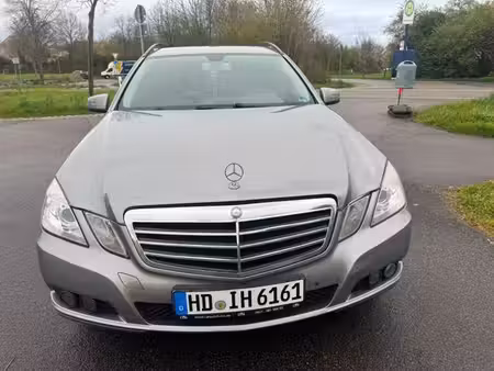Mercedes-Benz Classe E E 220 2.1 CDI 170