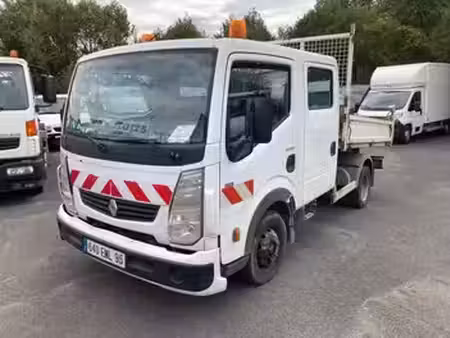Renault Maxity 2.5