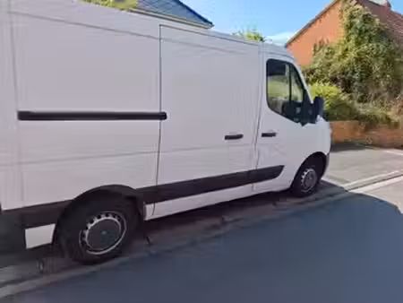 Renault Master 2.3 dCi 100