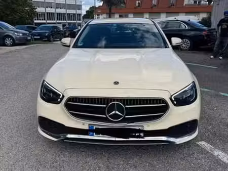 Mercedes-Benz Classe E E 200 2.0 197 AMG Line 4Matic