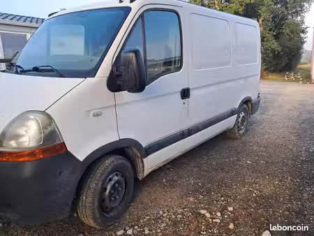 Renault Master 2.5 dCi 120