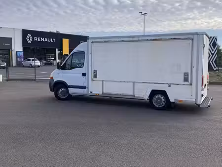 Renault Master 2.5 dCi 120