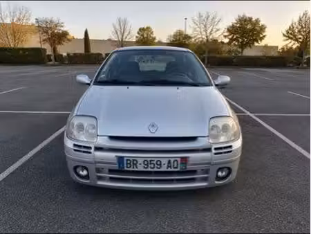 Renault Clio RS 2.0 172