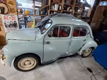 Renault R4 